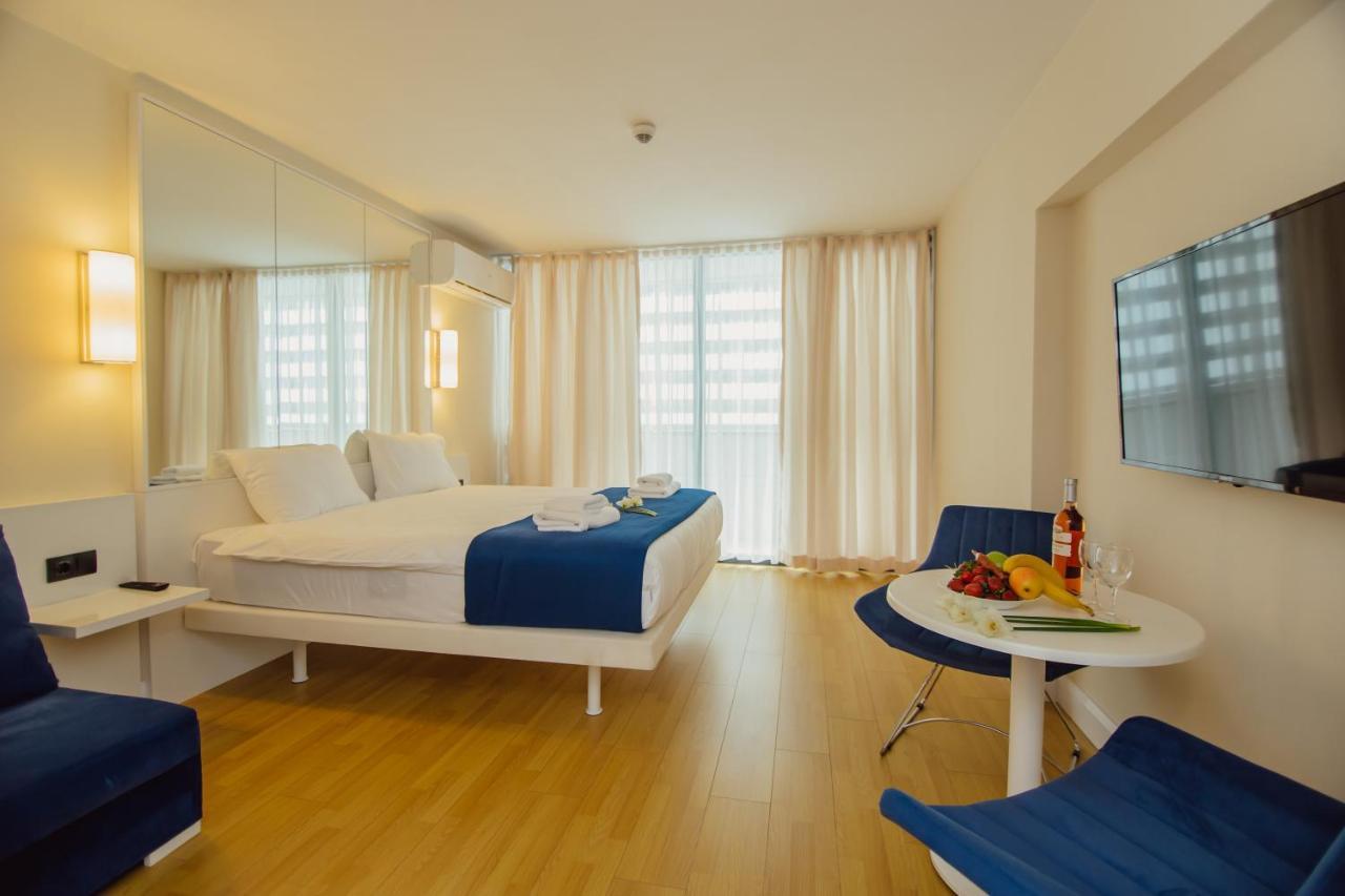 Orbi City - A & С Apartment Batumi Luaran gambar